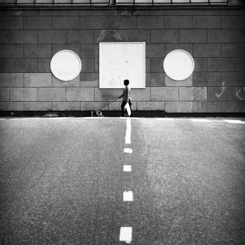 thumbnails/500/jonikantonen_20130830_1930_Kadun päässä.jpg